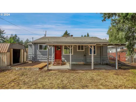 1822 Se 77th Avenue Portland OR 97215