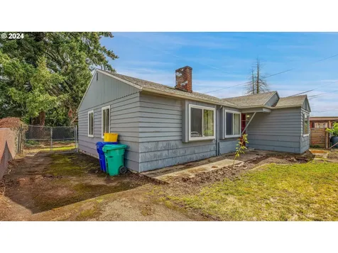 1822 Se 77th Avenue Portland OR 97215