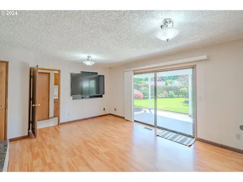 4711 Willamette Drive Vancouver WA 98661