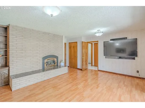 4711 Willamette Drive Vancouver WA 98661