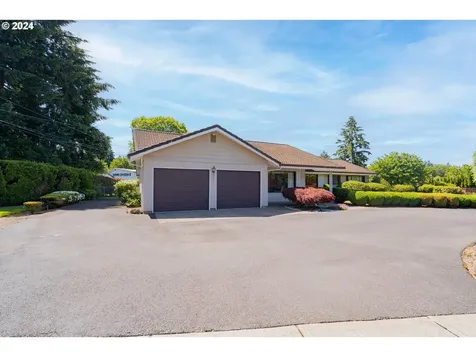 4711 Willamette Drive Vancouver WA 98661