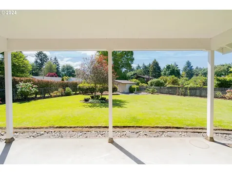 4711 Willamette Drive Vancouver WA 98661