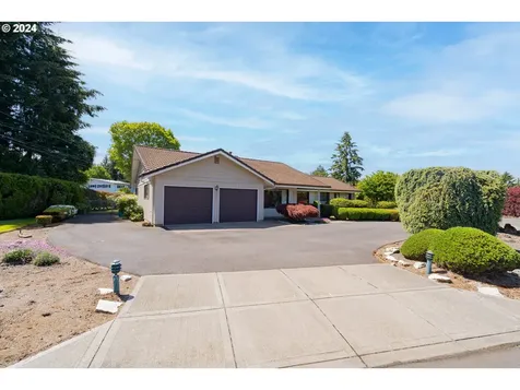 4711 Willamette Drive Vancouver WA 98661