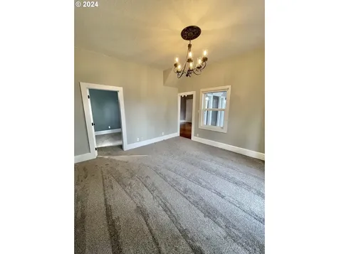 669 Sw Robb Street Dallas OR 97338