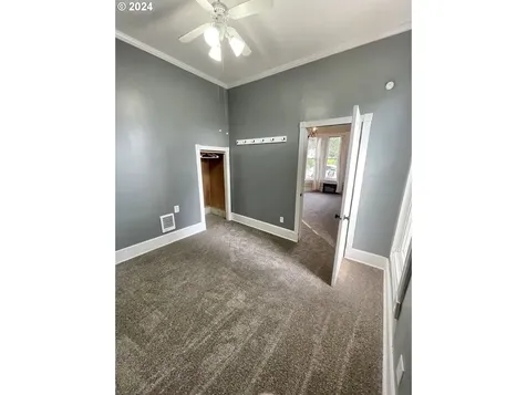 669 Sw Robb Street Dallas OR 97338