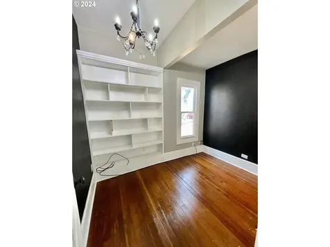 669 Sw Robb Street Dallas OR 97338