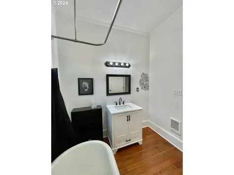669 Sw Robb Street Dallas OR 97338