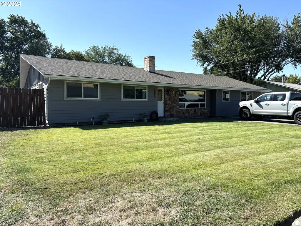 1555 SW 40th Street Pendleton OR 97801