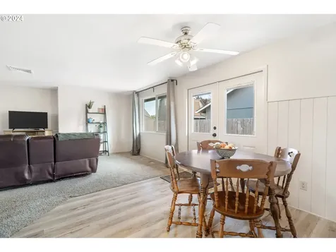 1006 Lindsay Lane Lebanon OR 97355