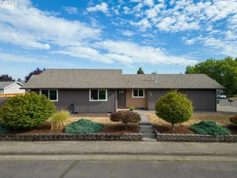 1006 Lindsay Lane Lebanon OR 97355