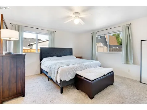 1006 Lindsay Lane Lebanon OR 97355