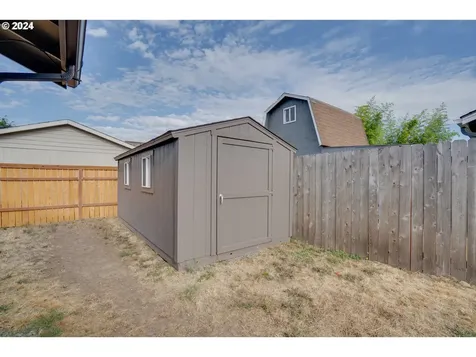 1006 Lindsay Lane Lebanon OR 97355