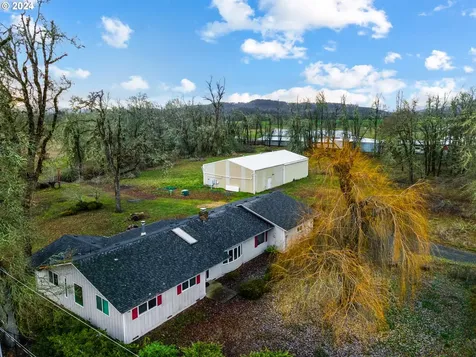 83766 Cloverdale Road Creswell OR 97426