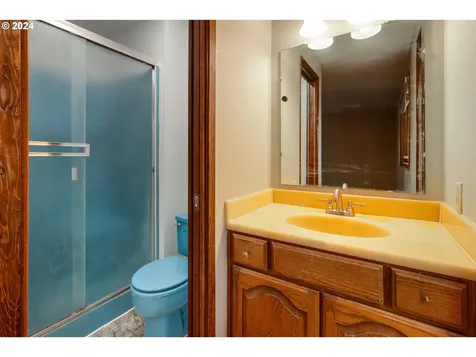 83766 Cloverdale Road Creswell OR 97426