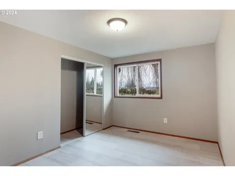 83766 Cloverdale Road Creswell OR 97426