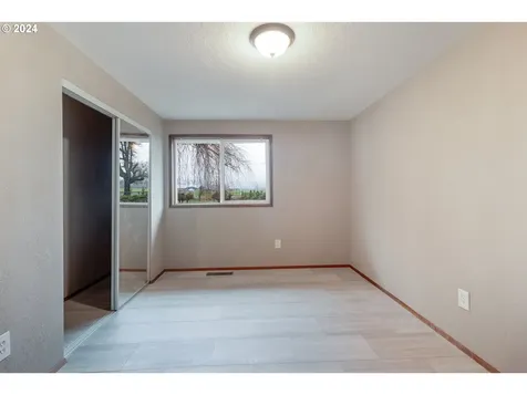 83766 Cloverdale Road Creswell OR 97426