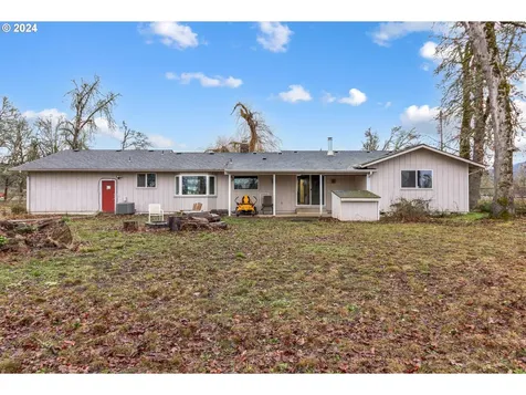 83766 Cloverdale Road Creswell OR 97426