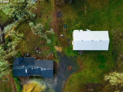 83766 Cloverdale Road Creswell OR 97426