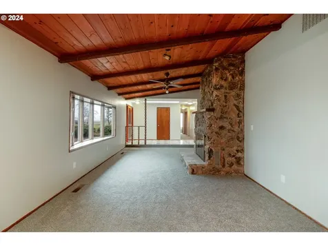 83766 Cloverdale Road Creswell OR 97426