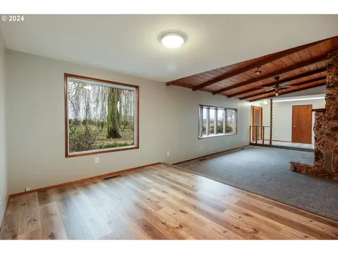 83766 Cloverdale Road Creswell OR 97426