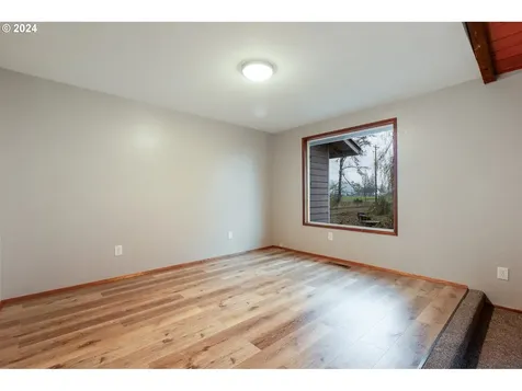 83766 Cloverdale Road Creswell OR 97426