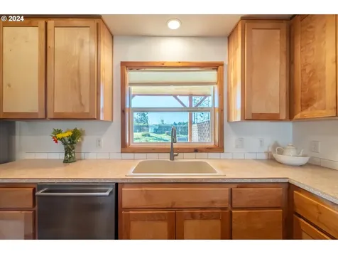 87906 Daisy Lane Bandon OR 97411