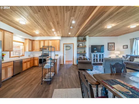 87906 Daisy Lane Bandon OR 97411