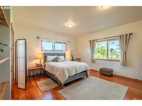 87906 Daisy Lane Bandon OR 97411
