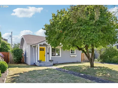 2653 Fir Street Longview WA 98632