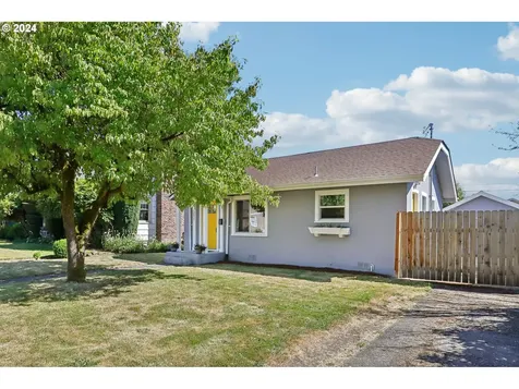 2653 Fir Street Longview WA 98632