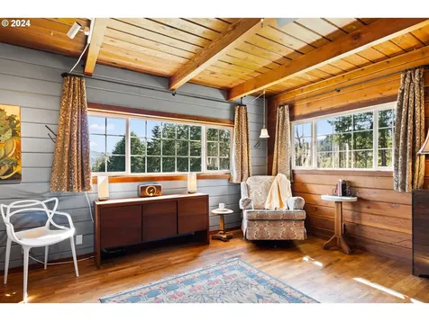 31753 Lynx Hollow Road Creswell OR 97426