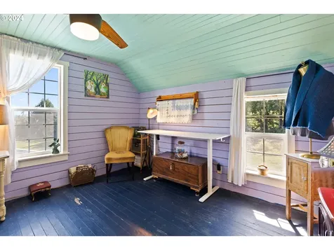 31753 Lynx Hollow Road Creswell OR 97426