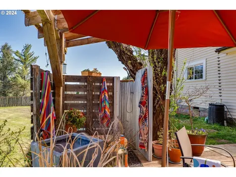 31753 Lynx Hollow Road Creswell OR 97426