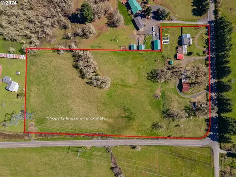 31753 Lynx Hollow Road Creswell OR 97426