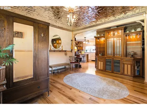 31753 Lynx Hollow Road Creswell OR 97426