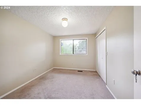 2813 SE 138th Avenue Vancouver WA 98683