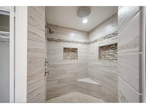 2813 SE 138th Avenue Vancouver WA 98683