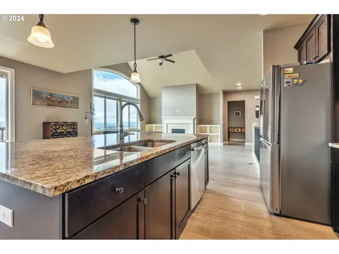 14546 Se Lyon Court Happy Valley OR 97086