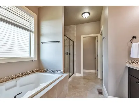 14546 Se Lyon Court Happy Valley OR 97086