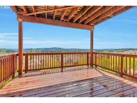 14546 Se Lyon Court Happy Valley OR 97086