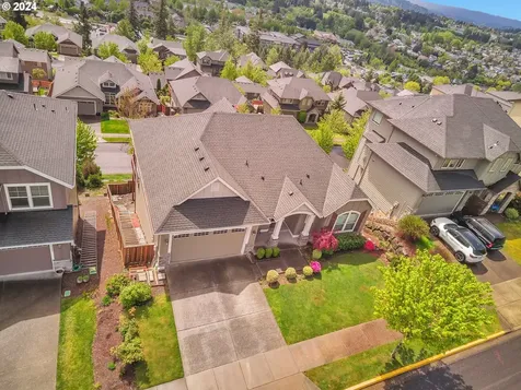 14546 Se Lyon Court Happy Valley OR 97086