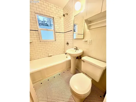 5375 SE 51st Avenue Portland OR 97206