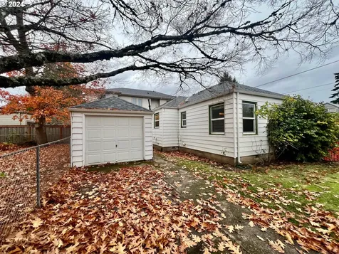 5375 SE 51st Avenue Portland OR 97206