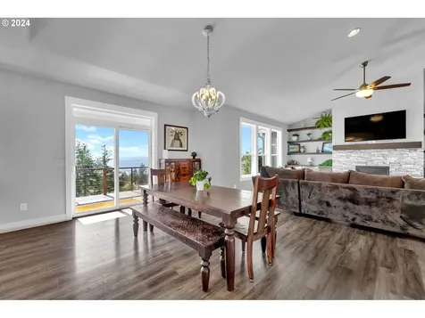 160 Discovery Drive Kalama WA 98625