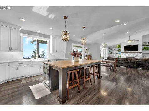 160 Discovery Drive Kalama WA 98625