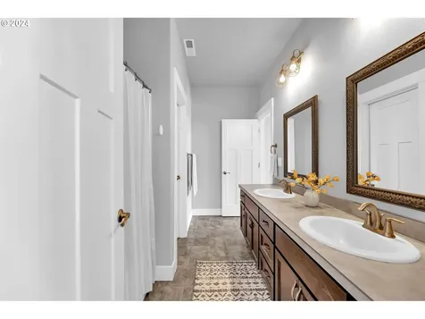 160 Discovery Drive Kalama WA 98625