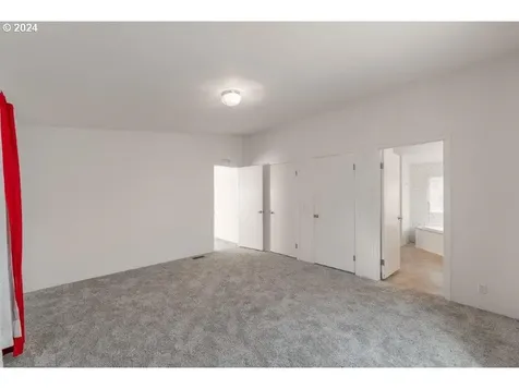 217 NE Peggy Avenue Roseburg OR 97470