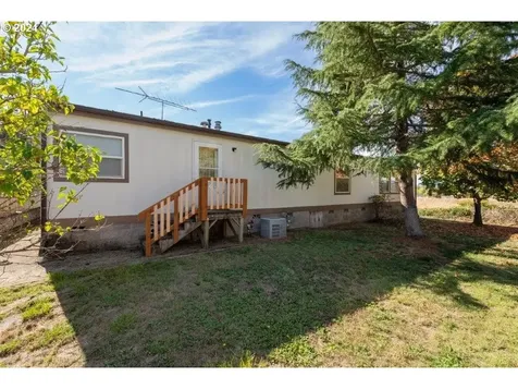 217 NE Peggy Avenue Roseburg OR 97470
