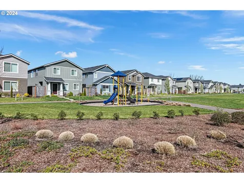 868 Ben Brown Lane Woodburn OR 97071
