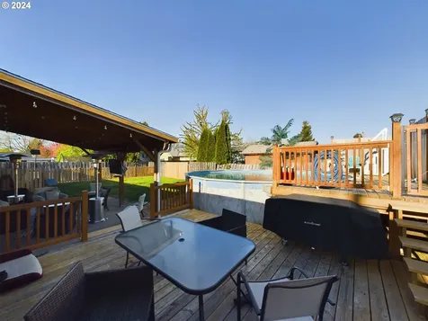 1818 Ne Galloway Street Mcminnville OR 97128